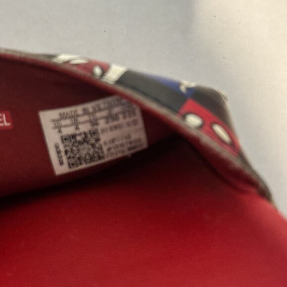 Adidas x Disney Kids Size 4 Adilette Comfort Spider-Man Slide Sandals Casual - Picture 5 of 11